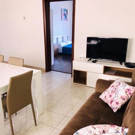 Апартаменты Point Elyseum Apartament Сент Джулианс Экстерьер фото