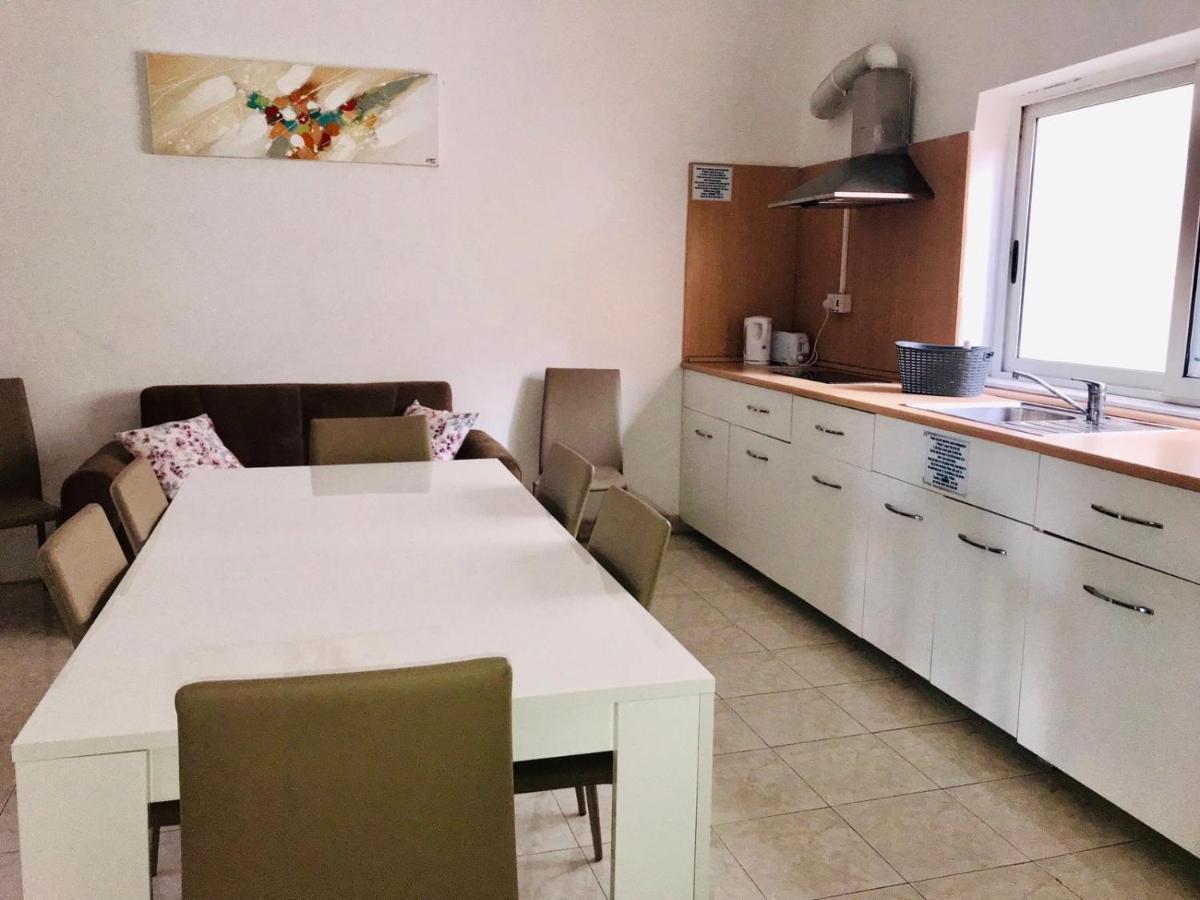 Апартаменты Point Elyseum Apartament Сент Джулианс Экстерьер фото