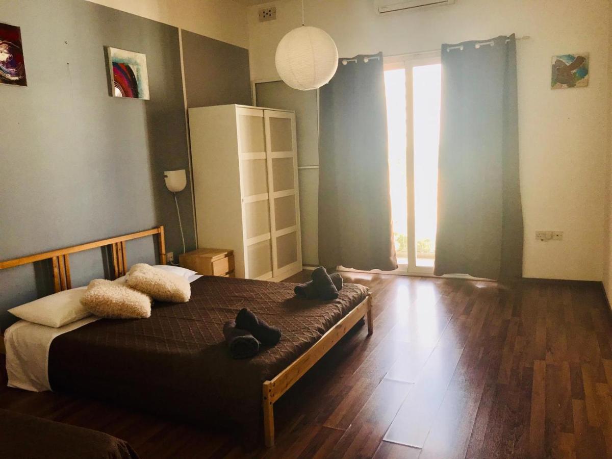 Апартаменты Point Elyseum Apartament Сент Джулианс Экстерьер фото