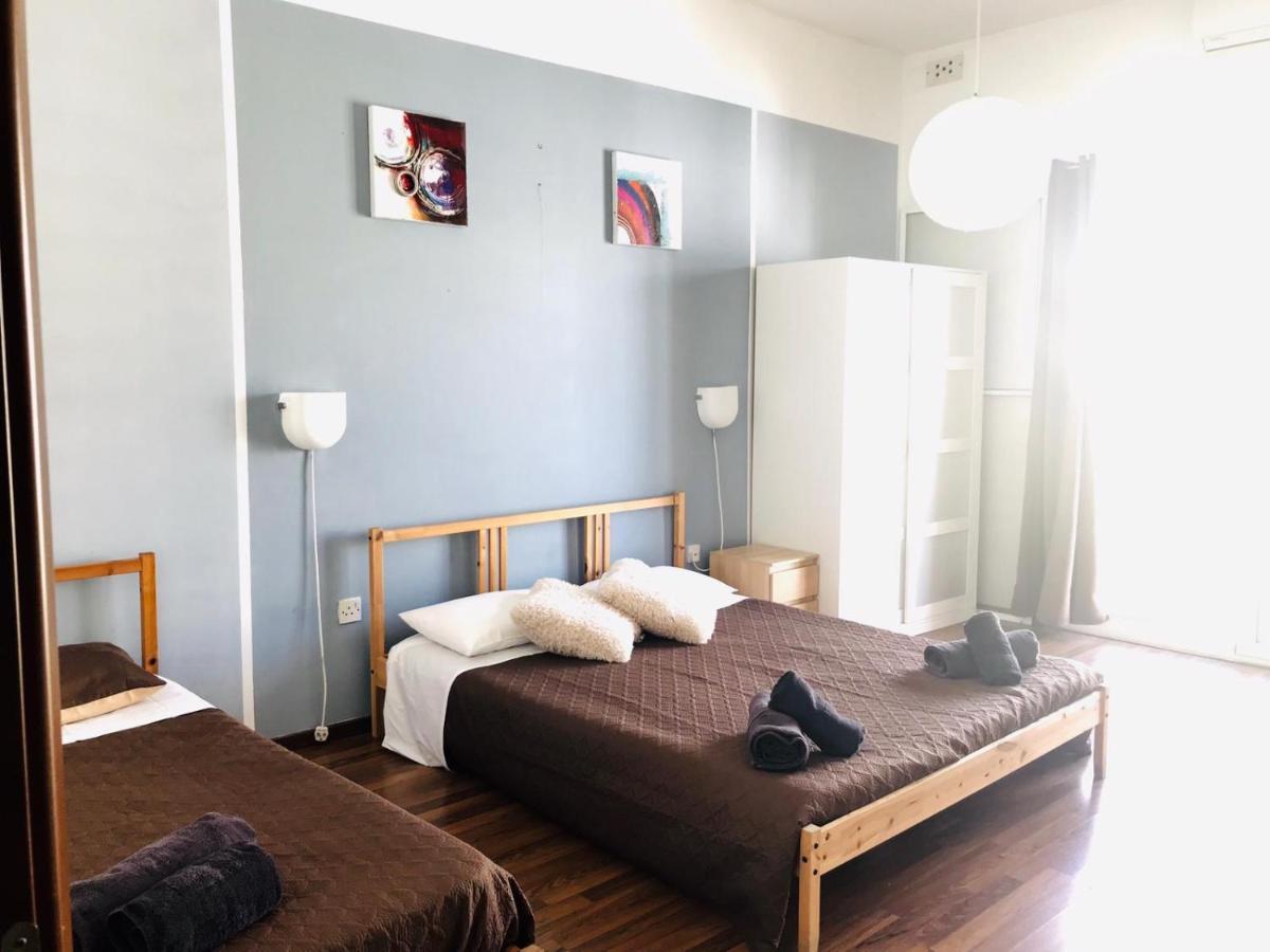 Апартаменты Point Elyseum Apartament Сент Джулианс Экстерьер фото